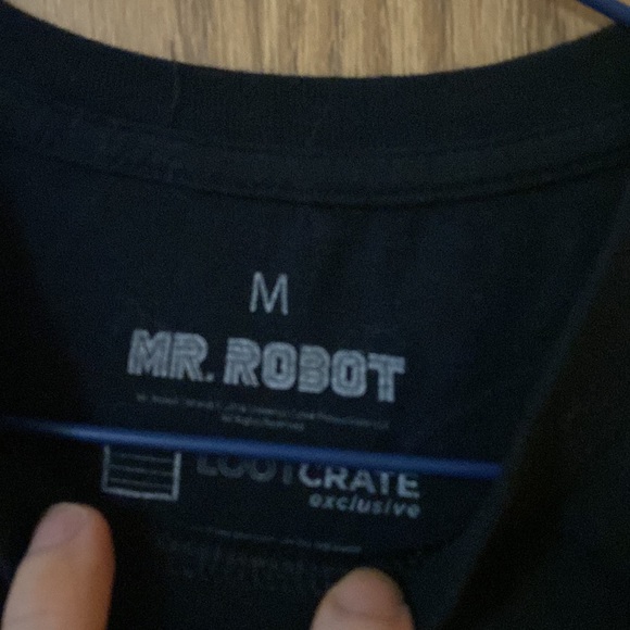 F Society - Mr Robot - Loot Crate - Medium - used - Picture 4 of 4